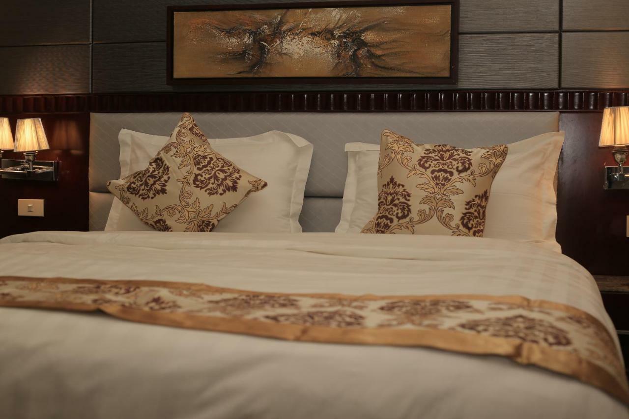 The 40Th Pearl Hotel Suites DDjeddah Extérieur photo