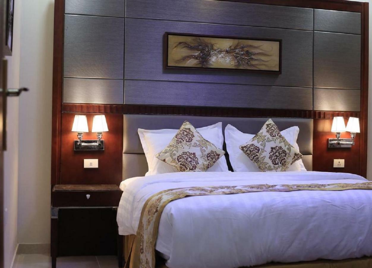 The 40Th Pearl Hotel Suites DDjeddah Extérieur photo