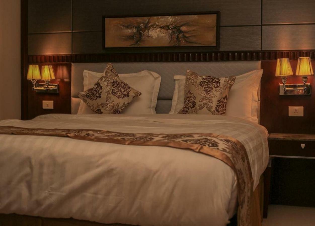 The 40Th Pearl Hotel Suites DDjeddah Extérieur photo